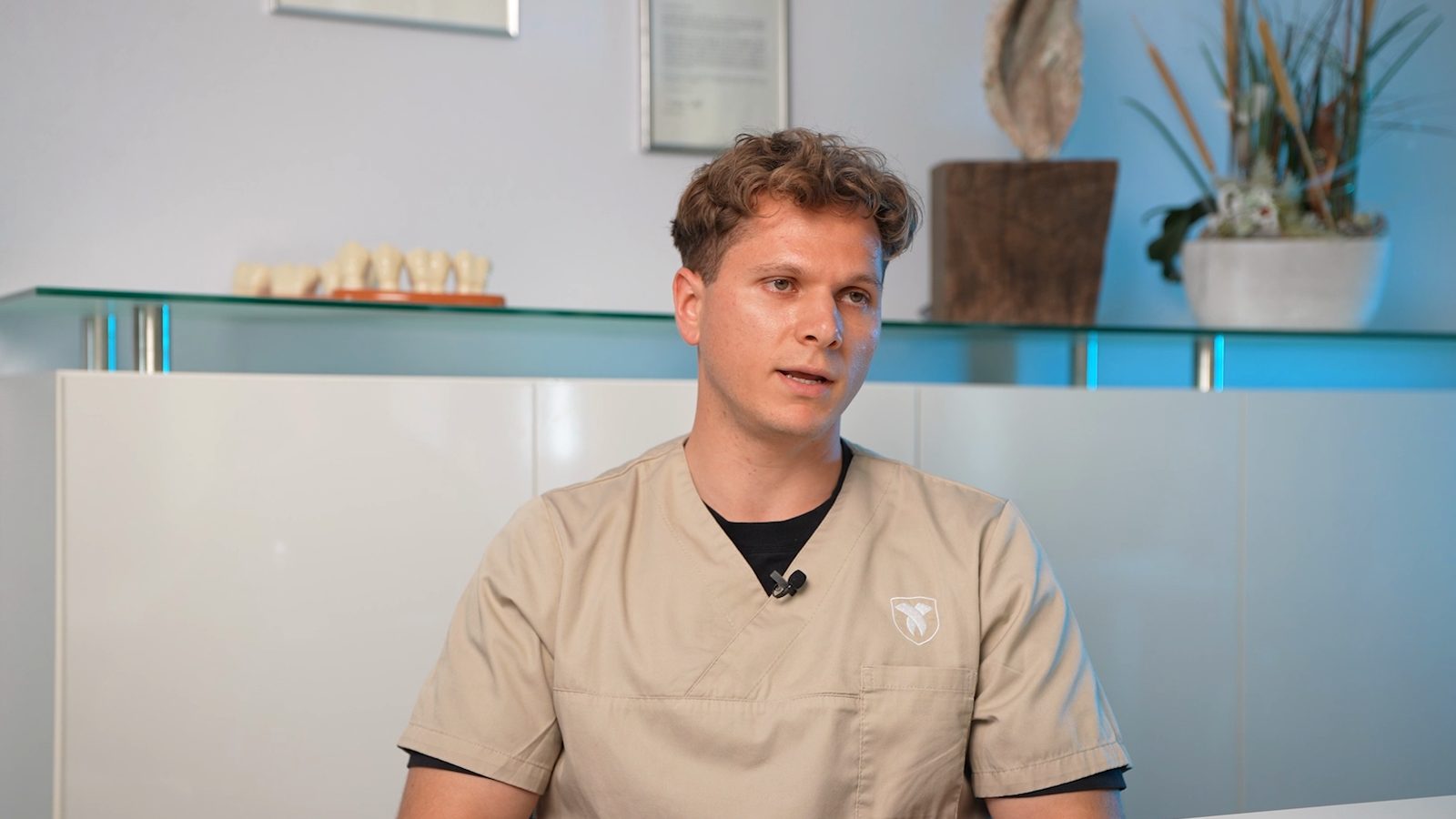 Sebastian Huber, Zahnarzt in der Zahnarztpraxis Dr. Trunk in Bingen, im Gespräch über die Zusammenarbeit mit Bösing Dental